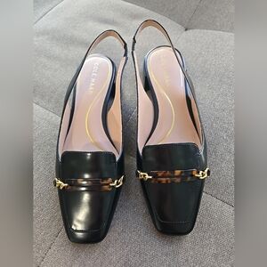 Cole Haan Women's Black Loafers with Tortoise And Gold Accent Size 6.5